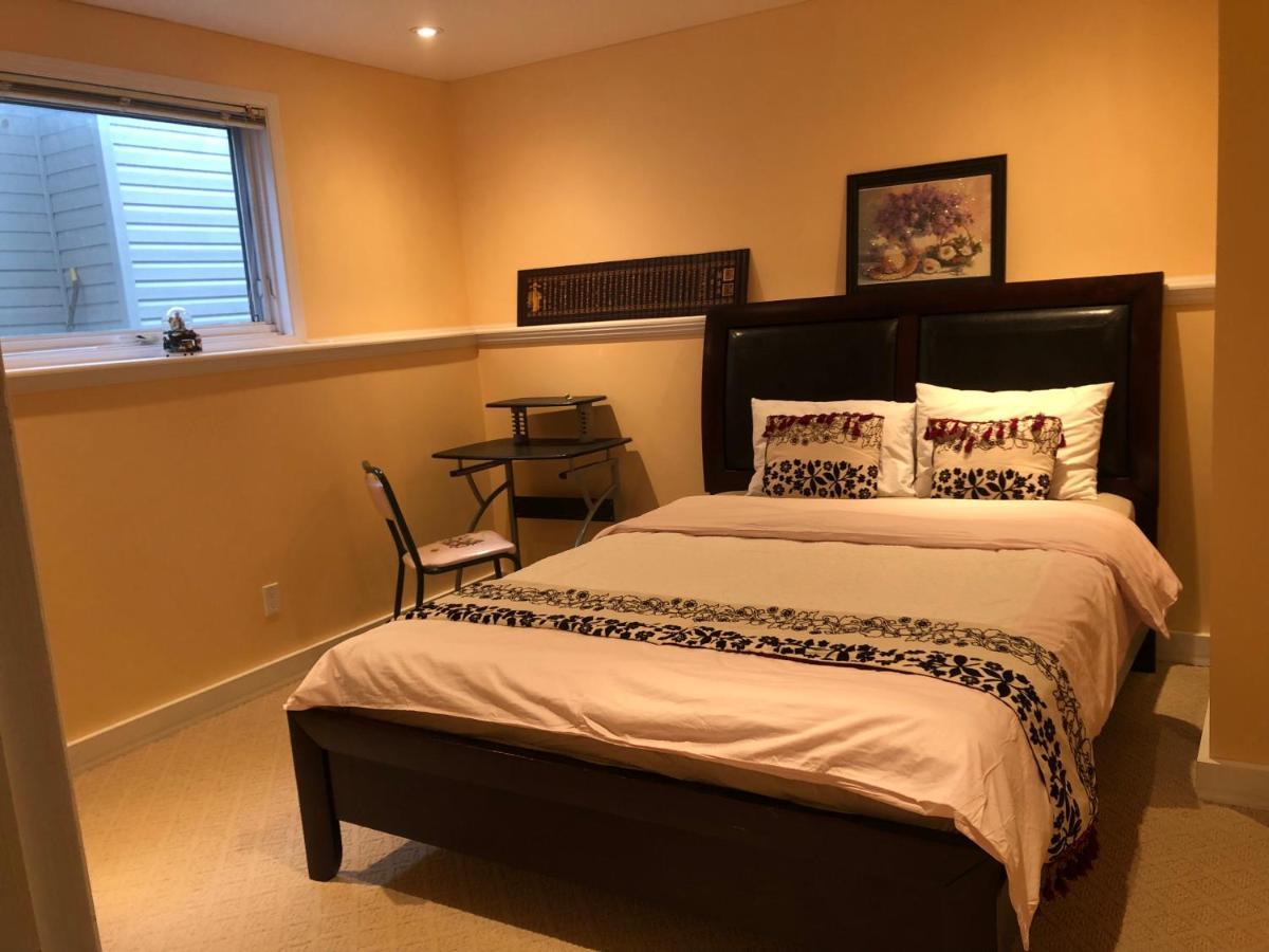 Apartament Citadel Hill Cr Community! Calgary Zewnętrze zdjęcie