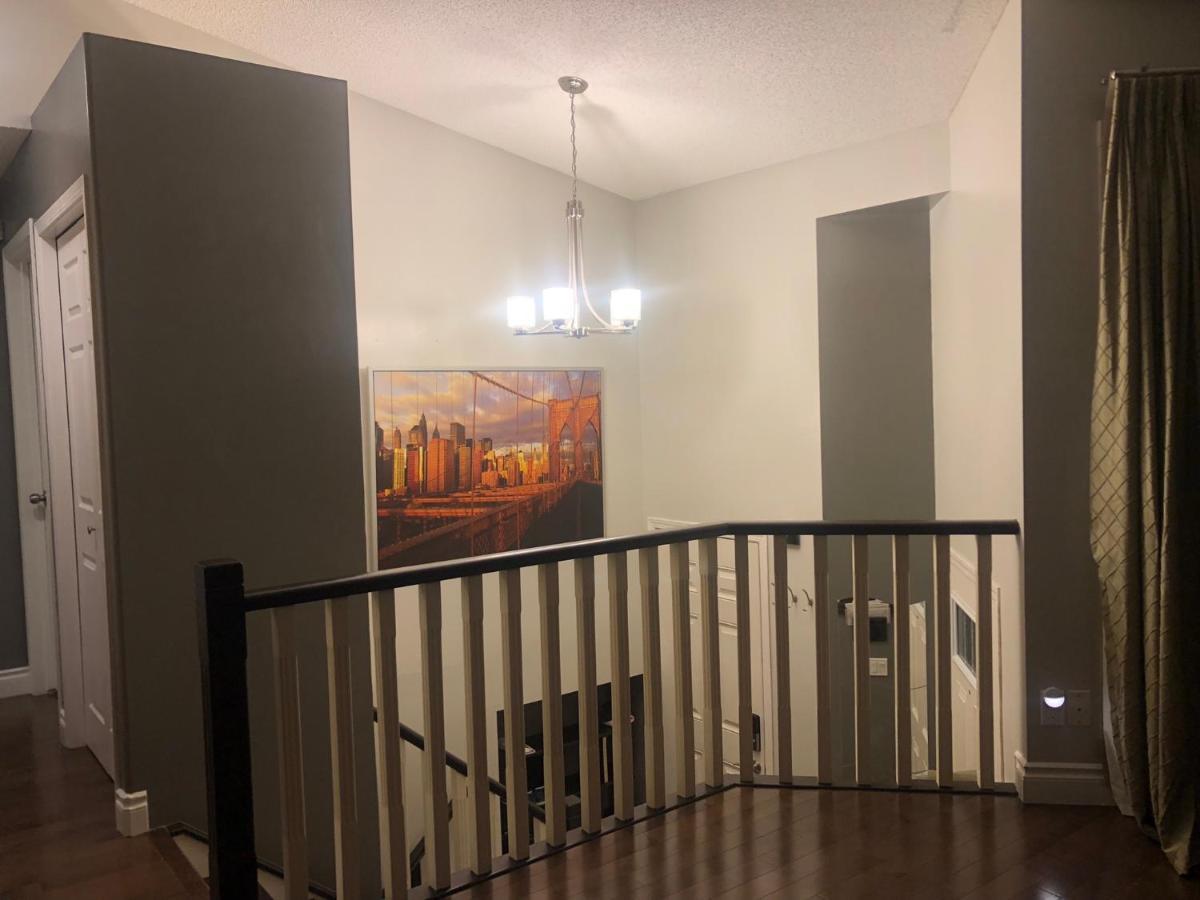 Apartament Citadel Hill Cr Community! Calgary Zewnętrze zdjęcie