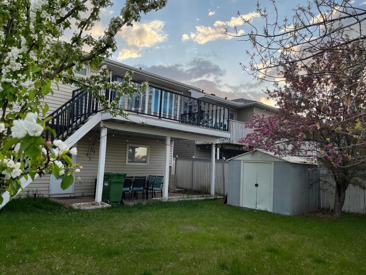 Apartament Citadel Hill Cr Community! Calgary Zewnętrze zdjęcie