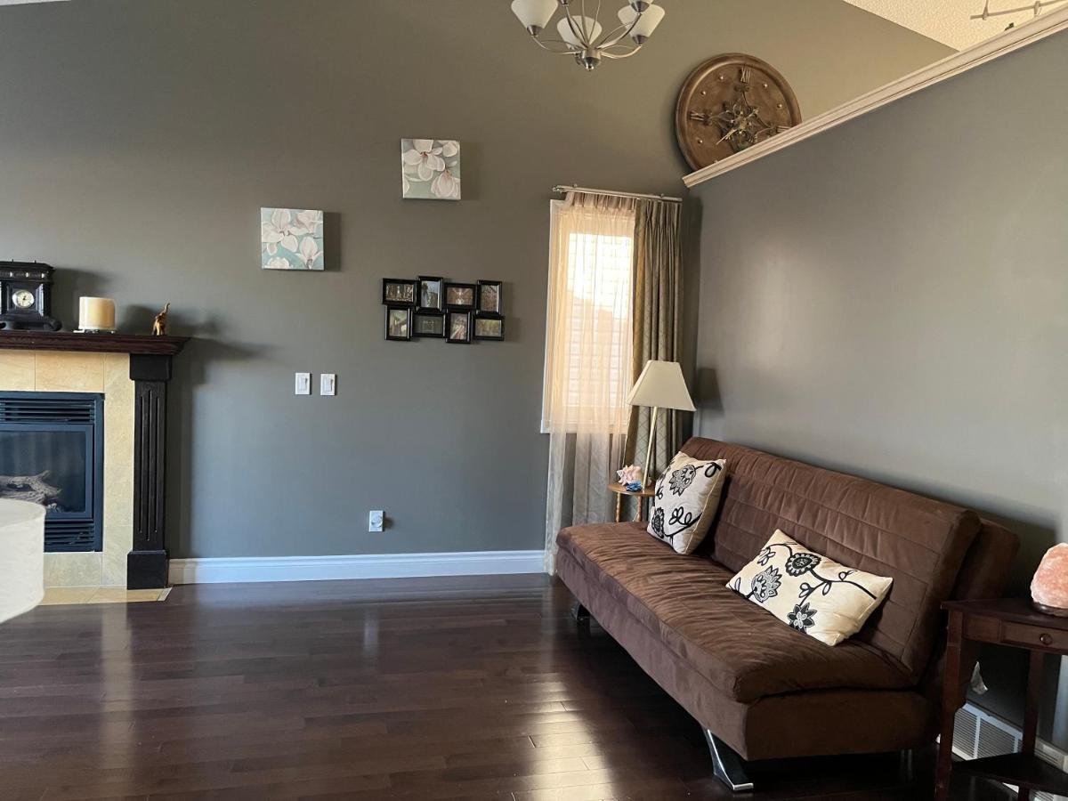 Apartament Citadel Hill Cr Community! Calgary Zewnętrze zdjęcie