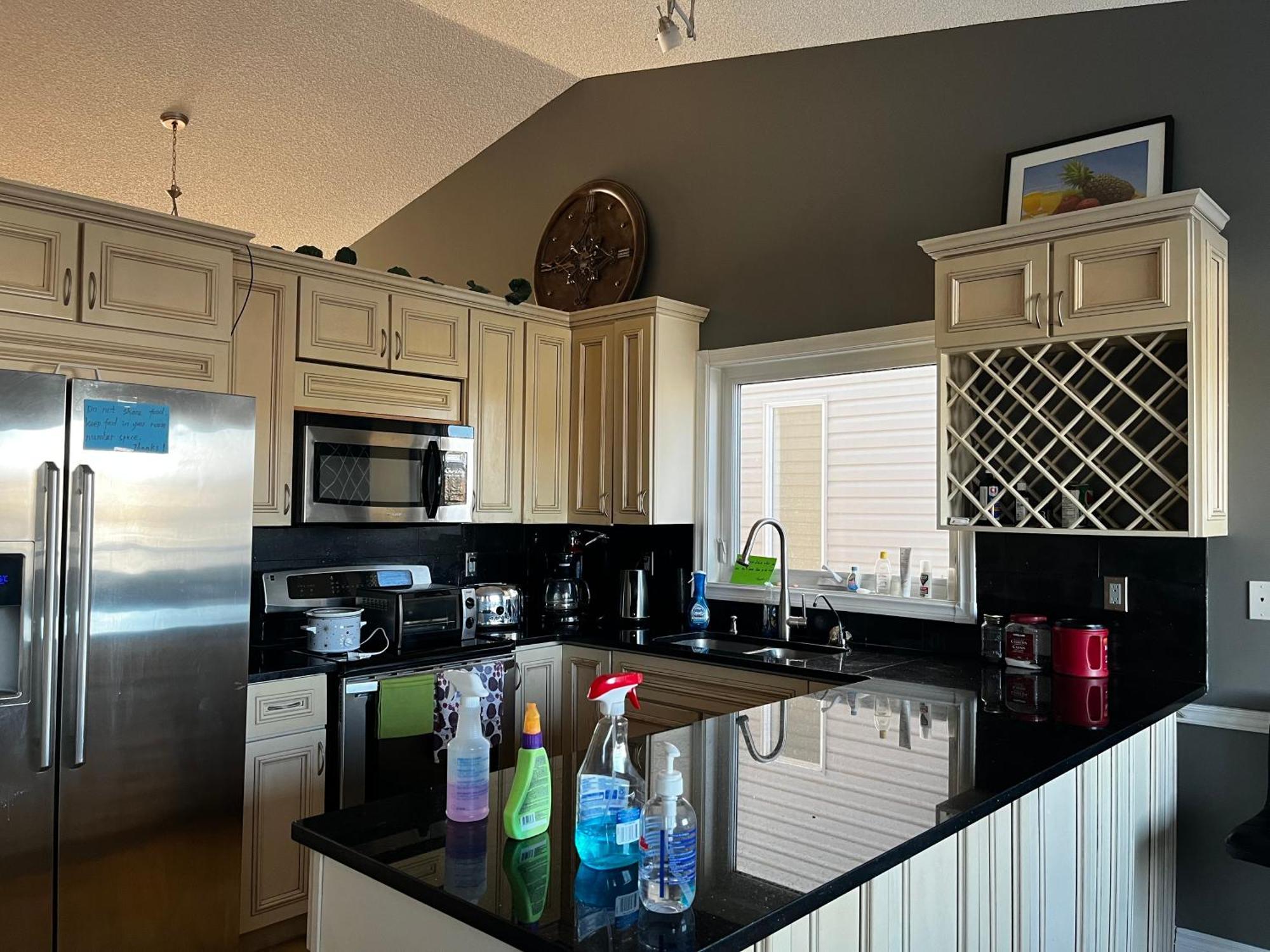 Apartament Citadel Hill Cr Community! Calgary Zewnętrze zdjęcie