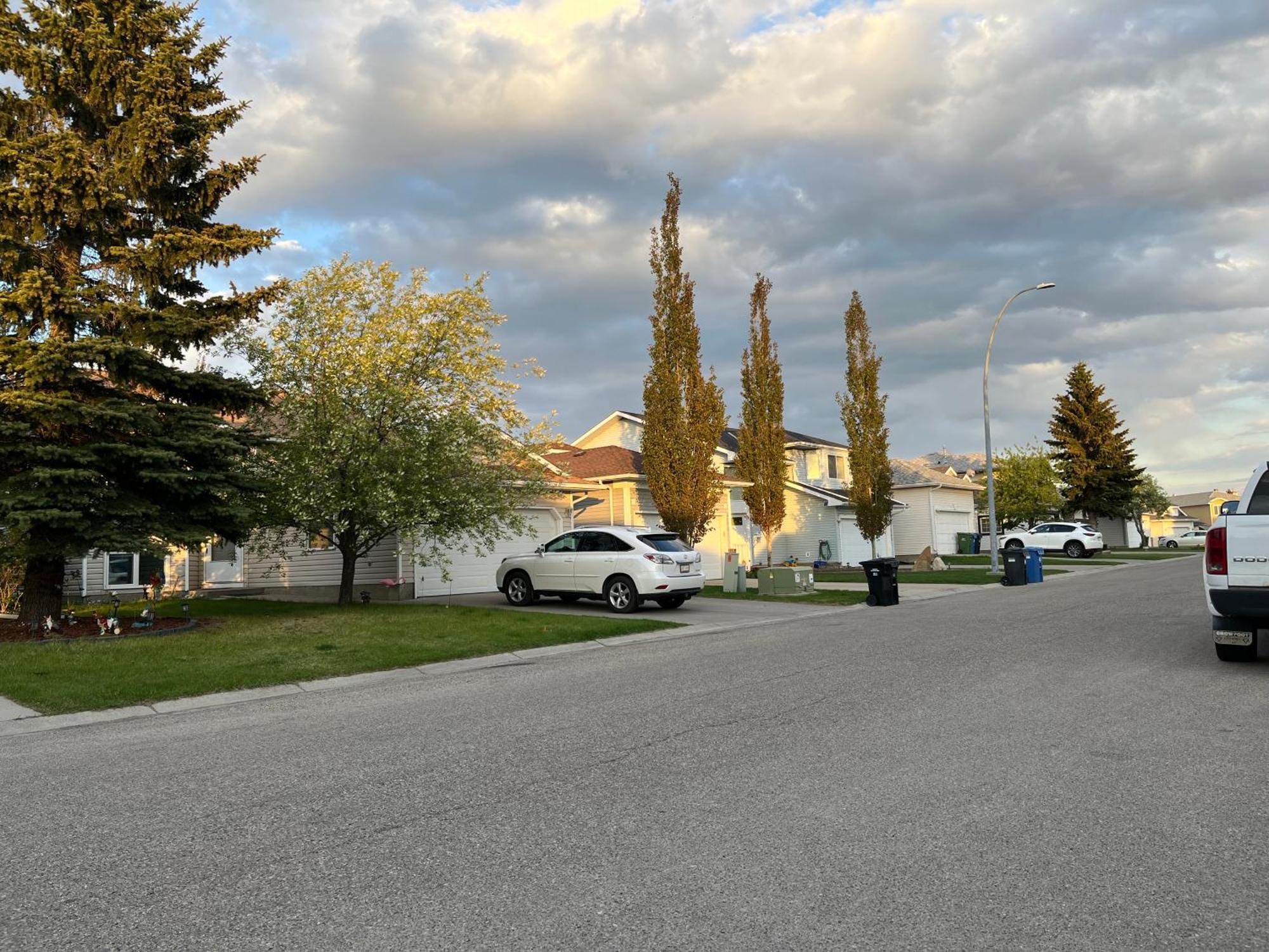 Apartament Citadel Hill Cr Community! Calgary Zewnętrze zdjęcie