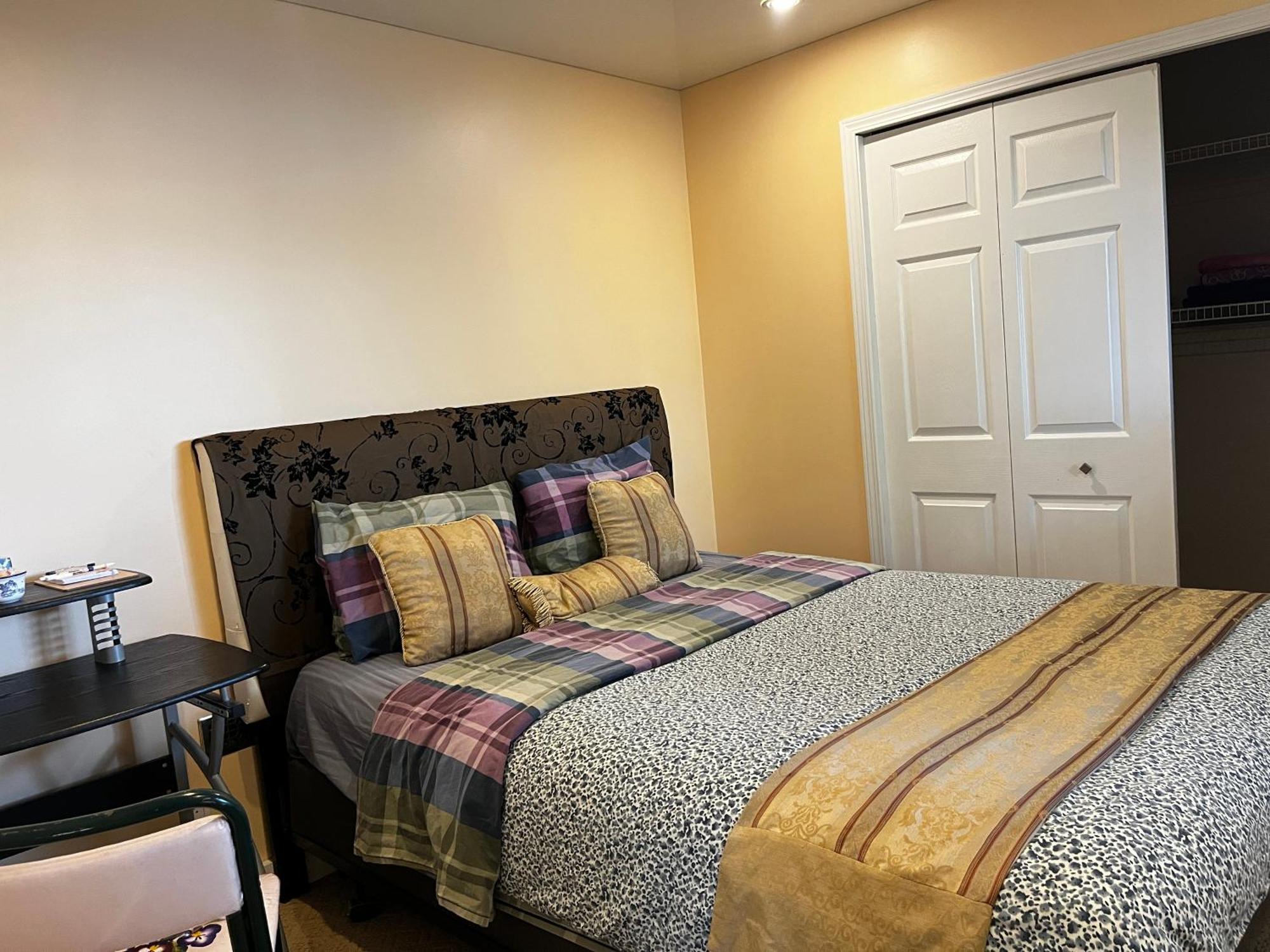 Apartament Citadel Hill Cr Community! Calgary Zewnętrze zdjęcie